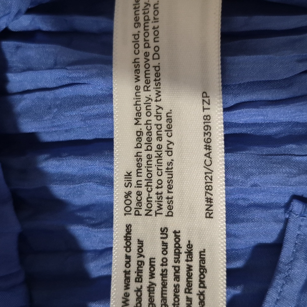 NWT Eileen Fisher Silk Scoop-Neck Crushed Silk Top (Large) - Picture 5 of 5
